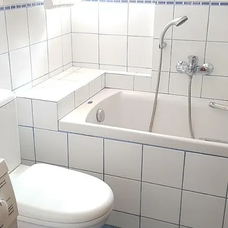 Corinthian Luxury * Corinto